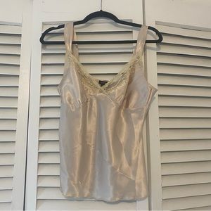 Vintage Y2K eyeshadow size Medium Champaign Lace Beaded Silky Tank Top
